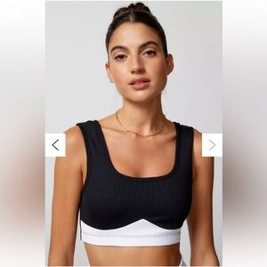 Year of Ours Gia Ribbed Colorblock Black and White Ribbed Crop Top Size Small